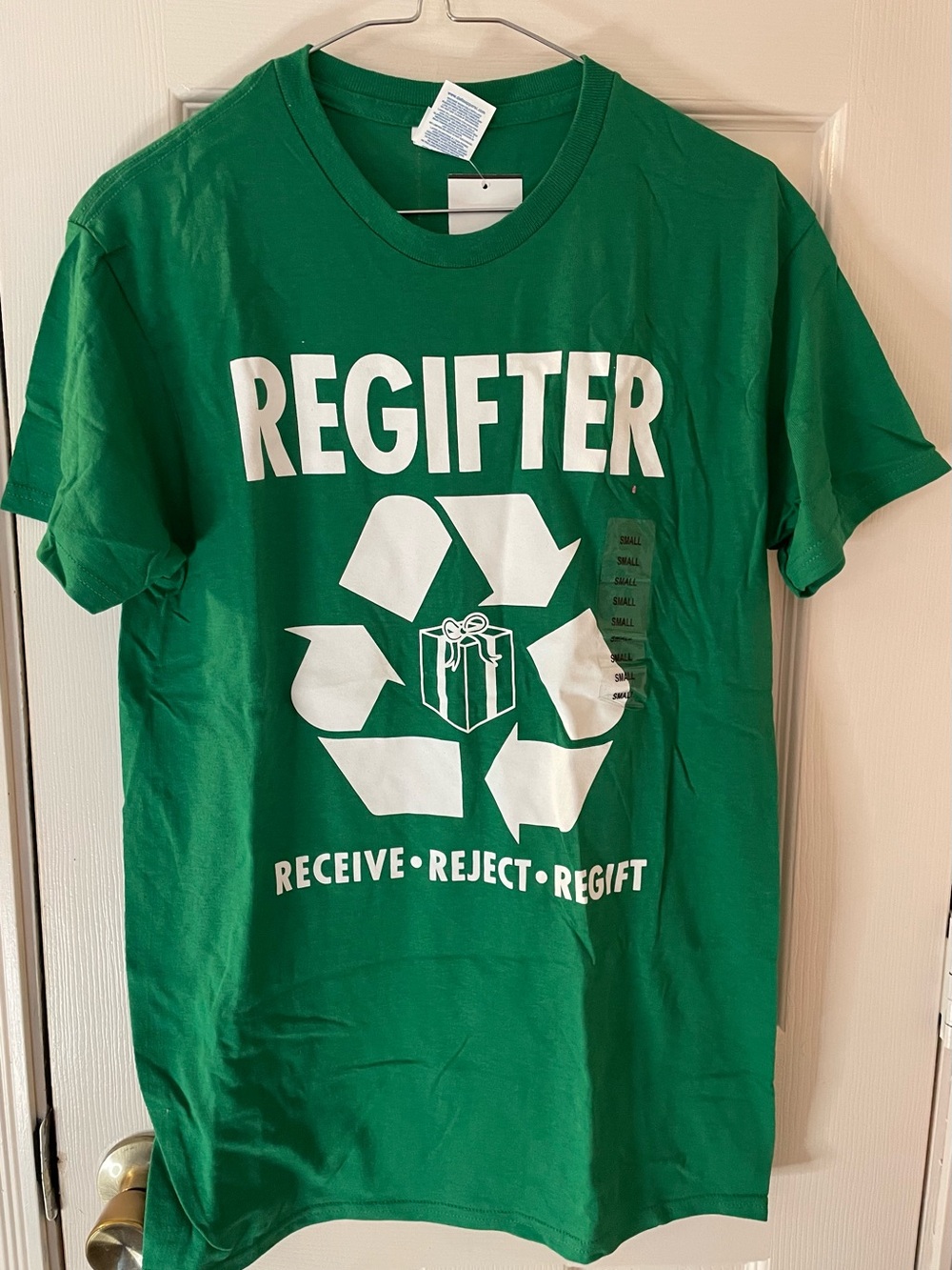 Men’s Regifter Funny Graphic Tee - Christmas  NWT Xl